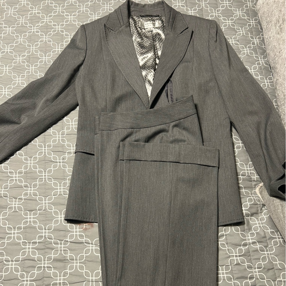 Grey pant suit